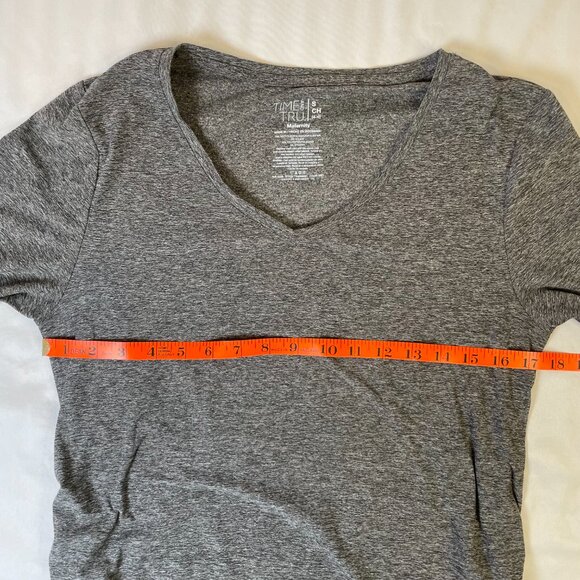 Time and Tru Maternity Top Size S Heather Gray Stretch Long Sleeves Ruched VNeck - Picture 5 of 7